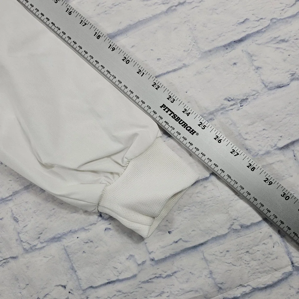 Hilton Active Apparel embrace sleek